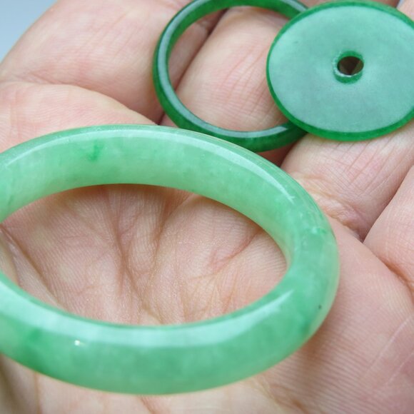 "Natural Baby Jade bangle + FREE Jade Ring & Jade Donut 34mm" - Picture 1 of 3